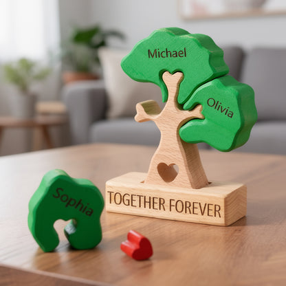 Wooden tree-shaped ornament with green leaves and a red heart, customizable text on a white background.