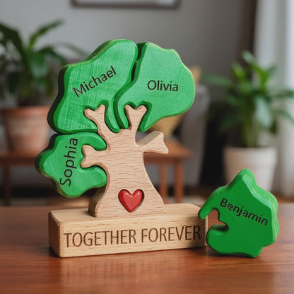 Personalized wooden tree decoration with four branches and a heart, customizable with names and text.